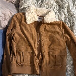 BB Dakota Tan Jacket with Cream Collar